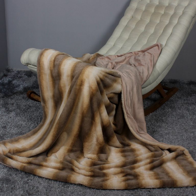 luxury pv printed rabbit faux fur blanketluxury faux fur sofa blanket