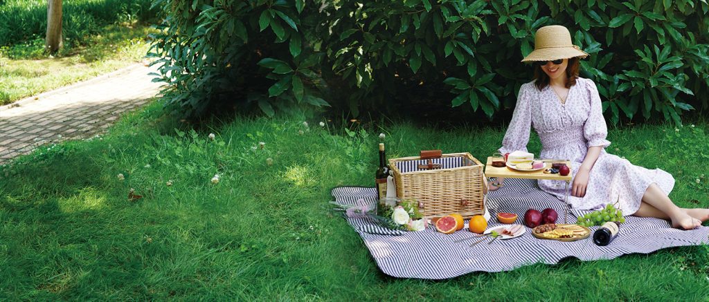 Wholesale Blankets for Outdoor: Discover Our Waterproof and Portable Picnic Blankets